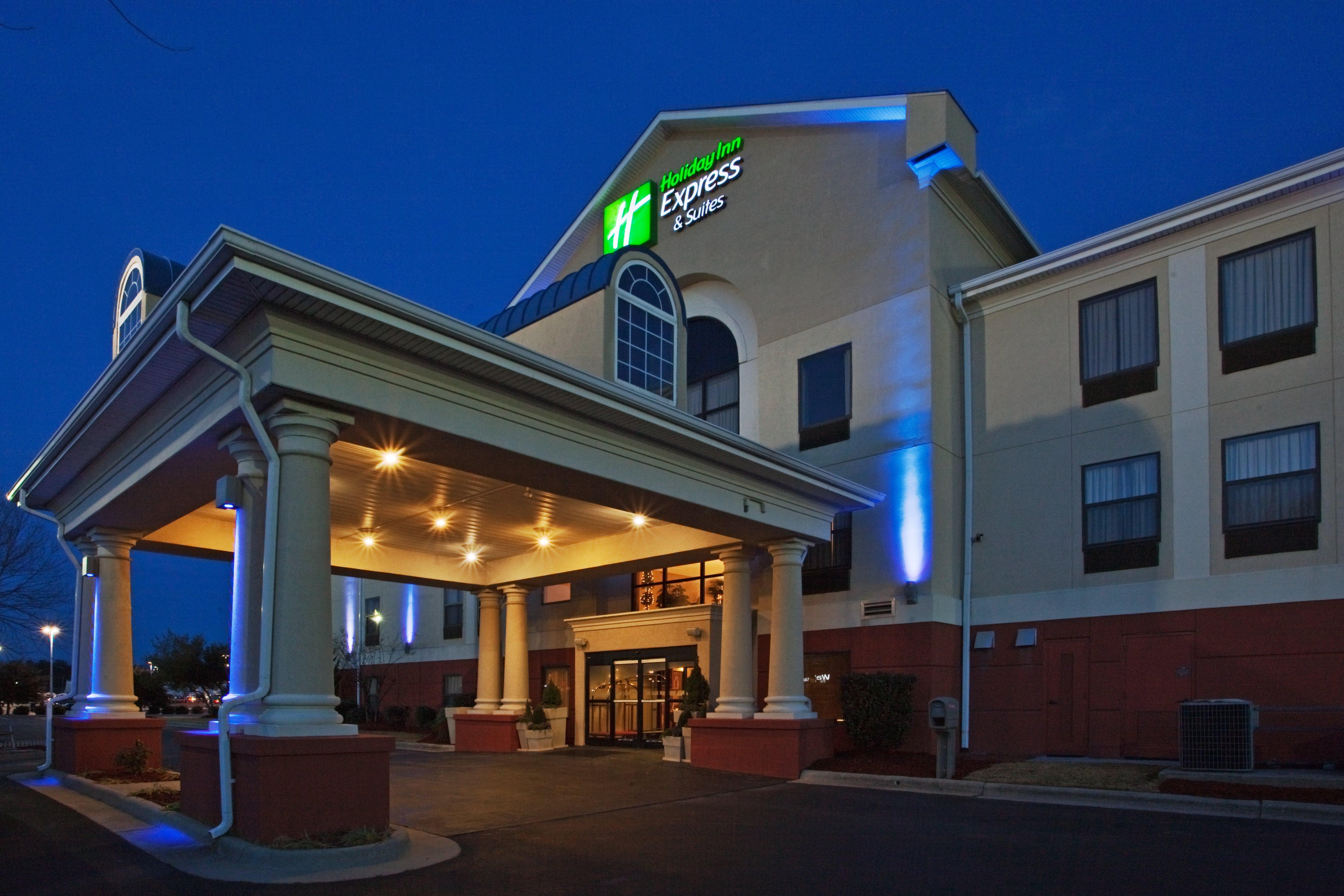 Holiday Inn Express Hotel & Suites Laurinburg By Ihg Extérieur photo